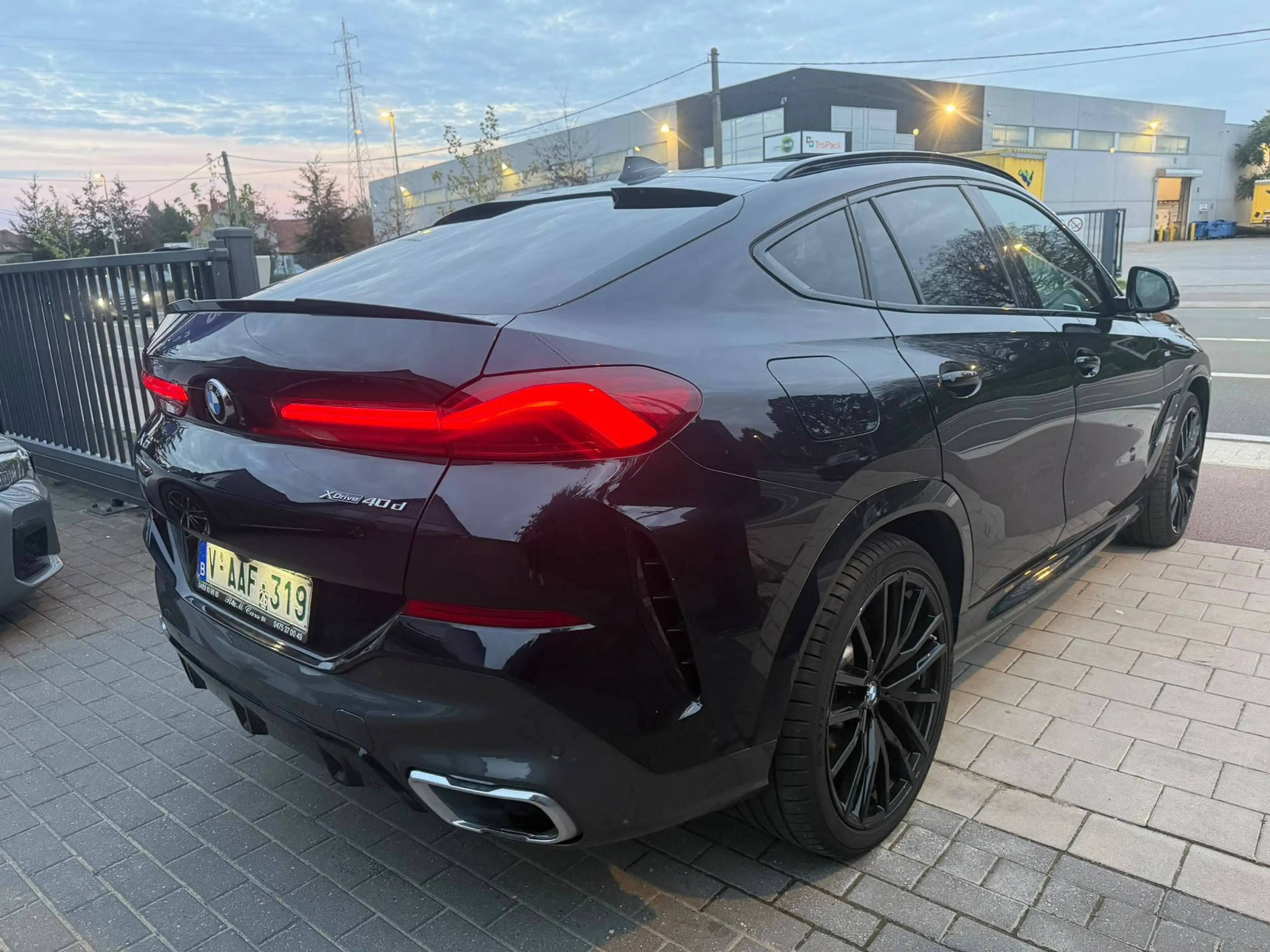 BMW X6 X6 3.0 dAS xDrive40 OPENDAK*VERW Z*XENON*HUD*M-PACK*CRUISE — photo 4