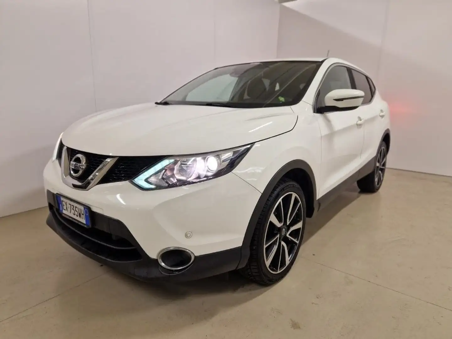 Nissan Qashqai 1.5 dCi Acenta Weiß - 1