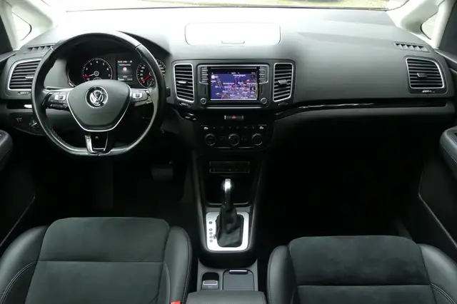 Volkswagen Sharan view 12