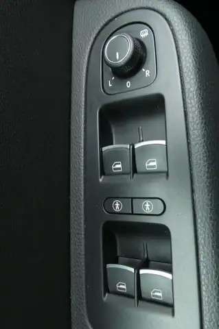 Volkswagen Sharan view 15