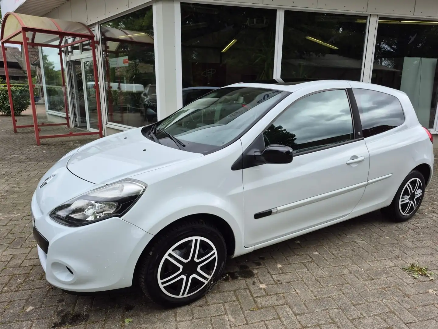 Renault Clio 20th. Navi Klimaaut. Sitzhzg Glasschiebedach Bianco - 2