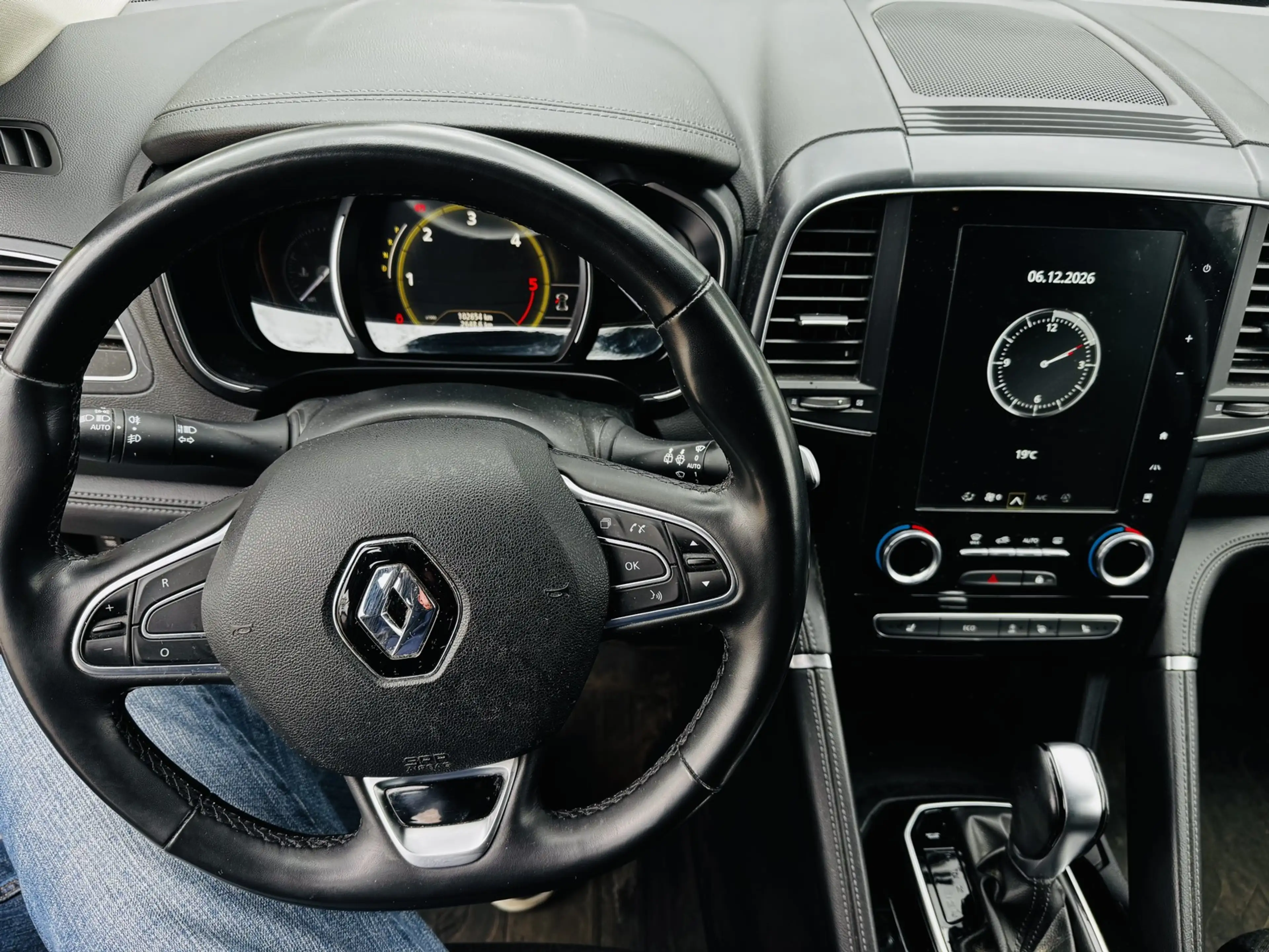 Renault Koleos Initiale 4x4 Navi Szhz Automatik Keyless Initiale — photo 7