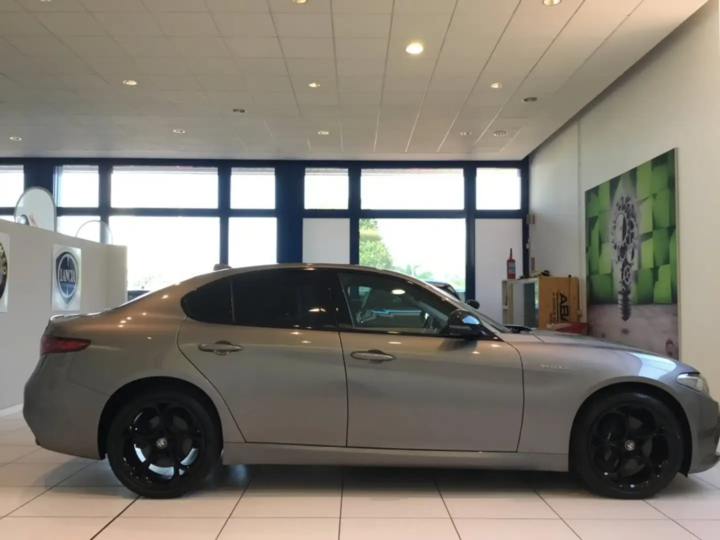 Alfa Romeo Giulia 2.0 Turbo 280 CV AT8 AWD Q4 Veloce MY19 - PACK PE Grigio - 2