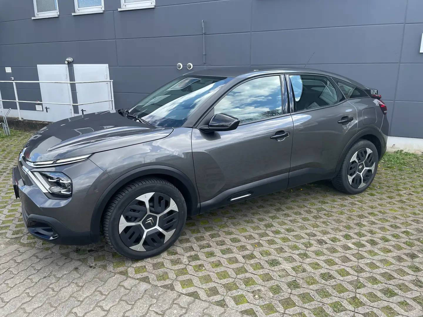 Citroen C4 PureTech 130 1.2 Zilver - 1