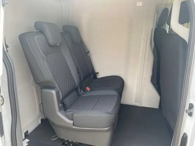 Ford Transit Custom view 5