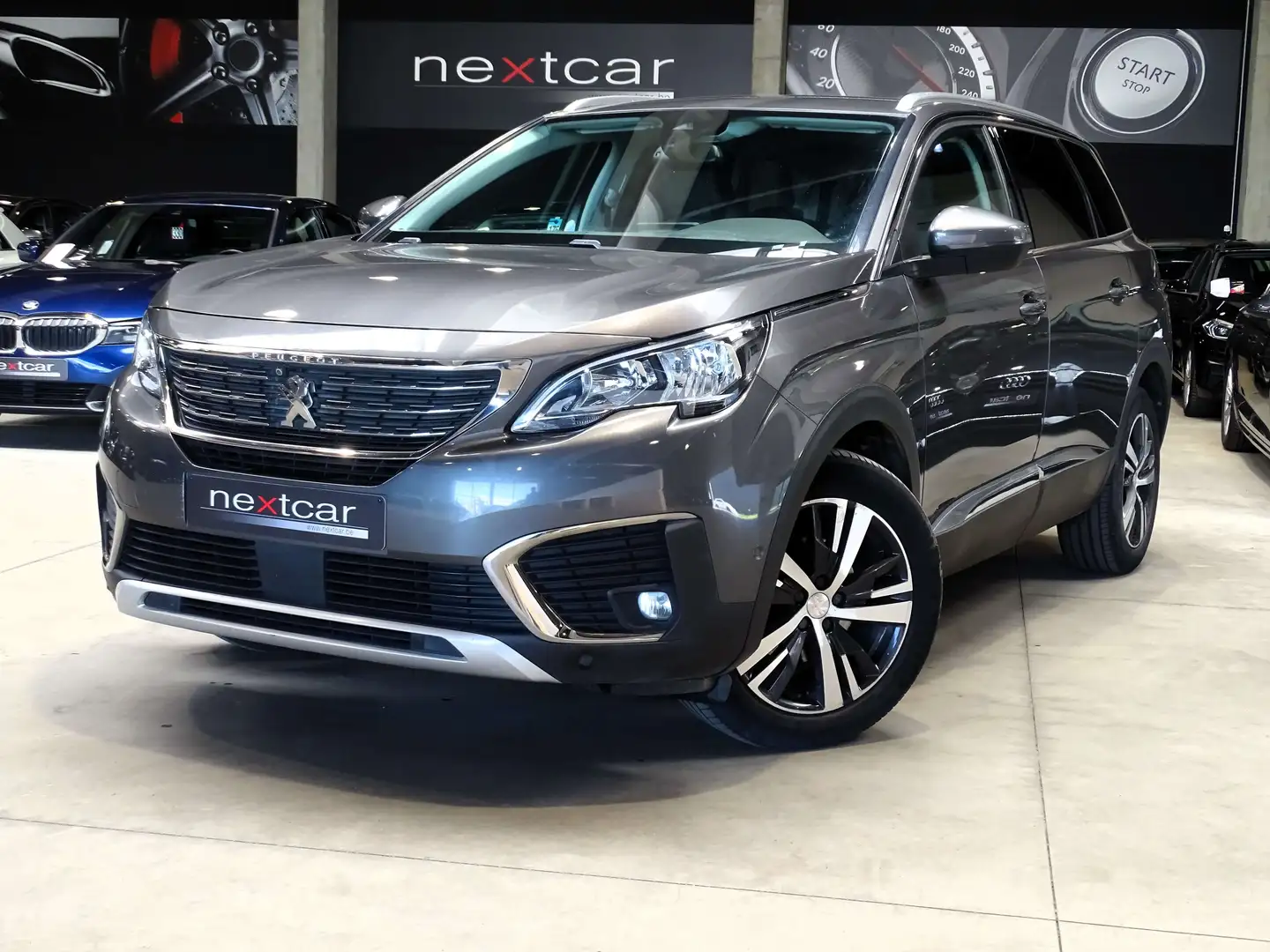Peugeot 5008 1.6HDi Allure AUTO NAVI-CAMERA-SIEGES SPORT-CRUISE Grijs - 1