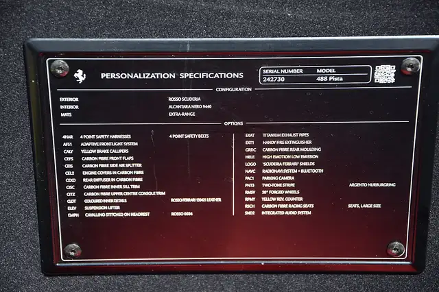 Ferrari 488 GTB Pista *Lift*Kamera*Racingstripe* Ansicht 14