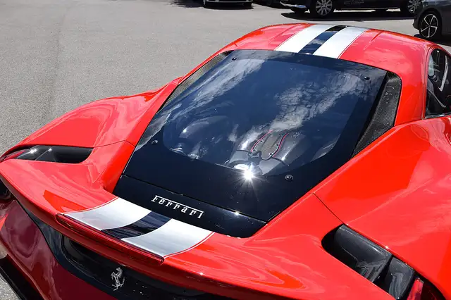 Ferrari 488 GTB Pista *Lift*Kamera*Racingstripe* Ansicht 22