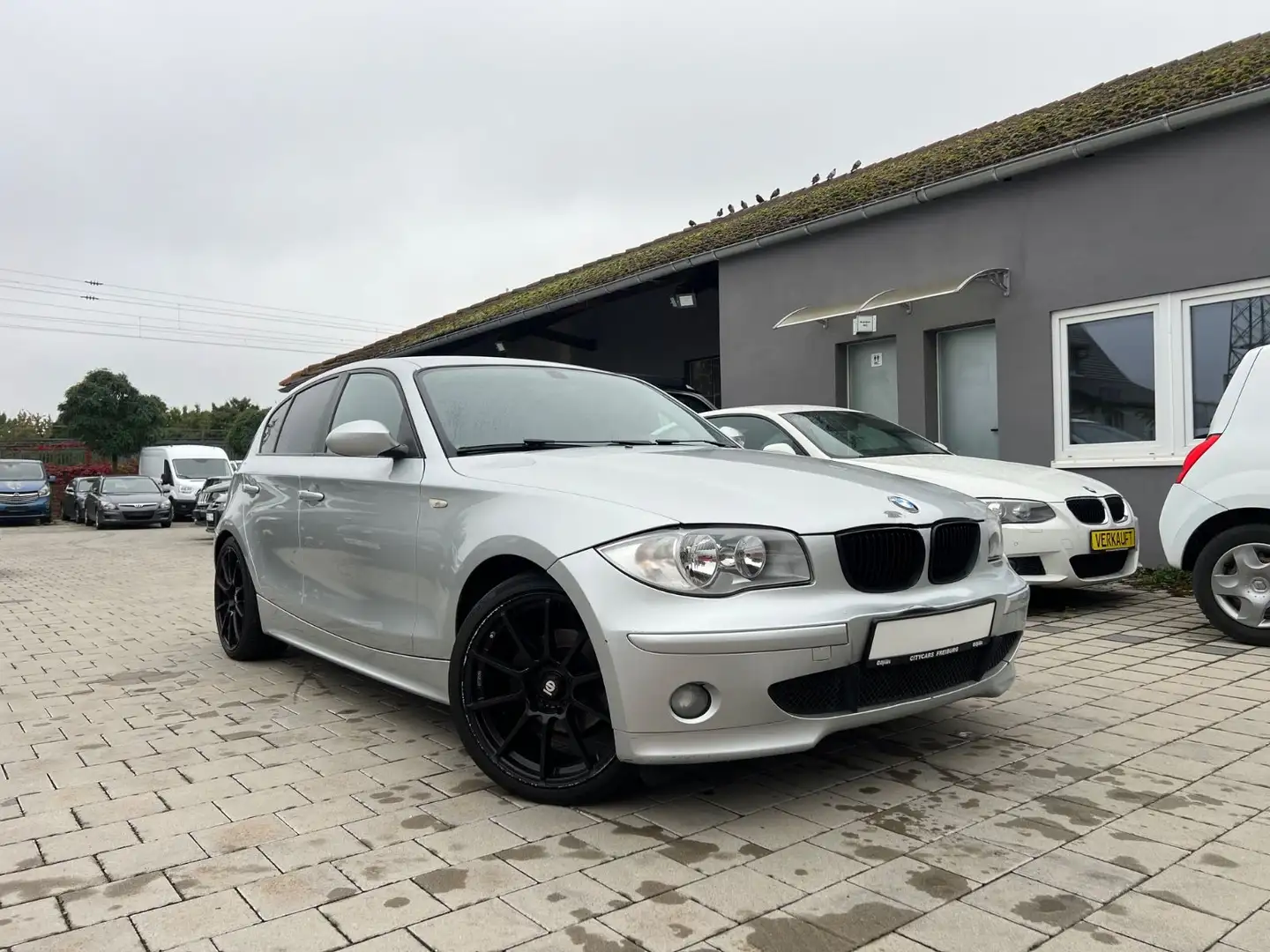 BMW 116 Baureihe 1 Lim. 116i Silber - 1