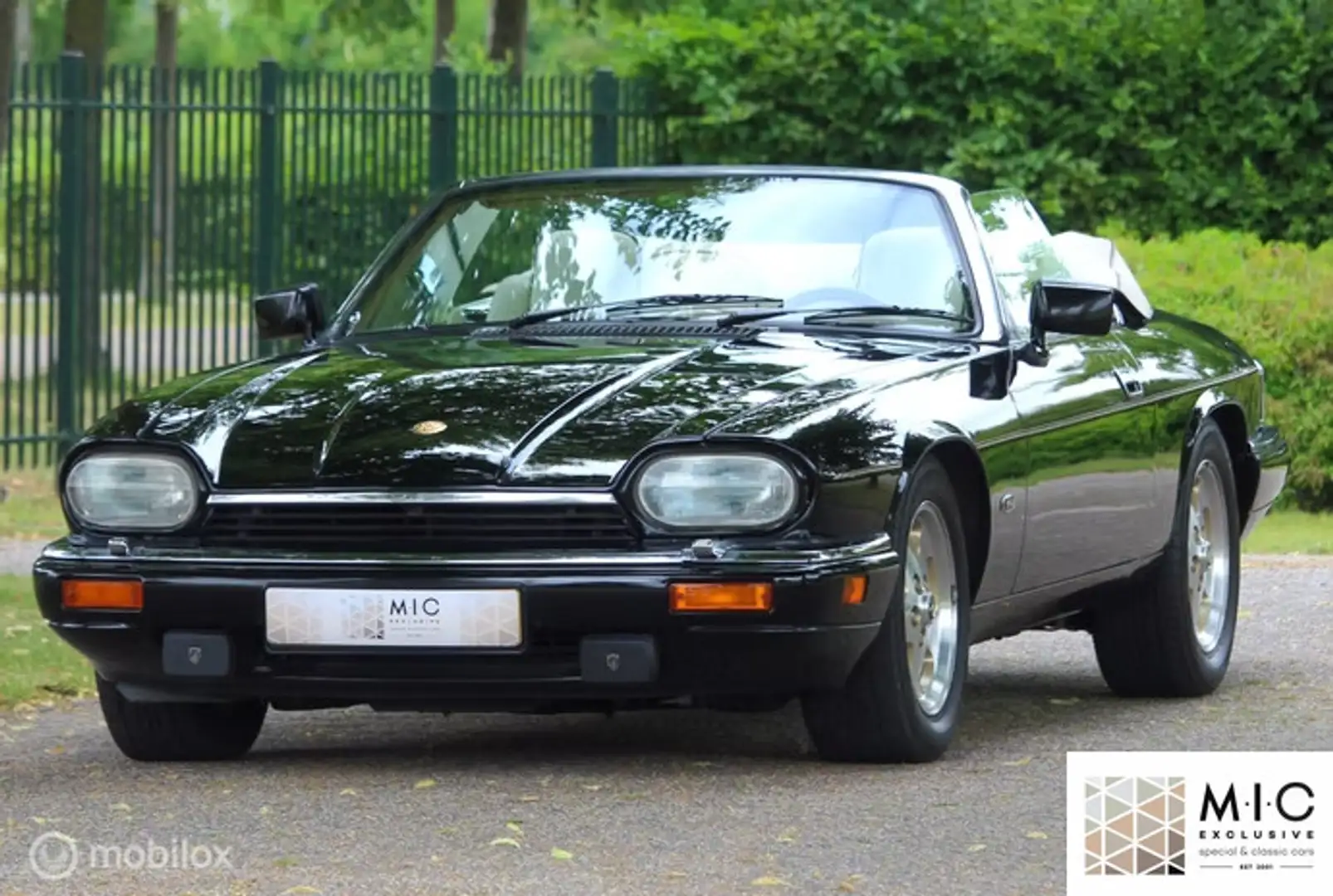 Jaguar XJS 6.0 V12 Convertible | 52.000 ml | Inruil mogelijk Negru - 1