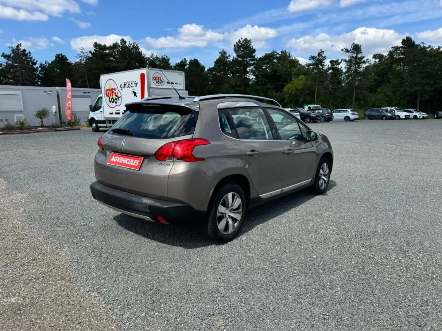Peugeot 2008 1.2 82CV Boite MANUELLE ESSENCE FINITION ALLURE Beige - 2