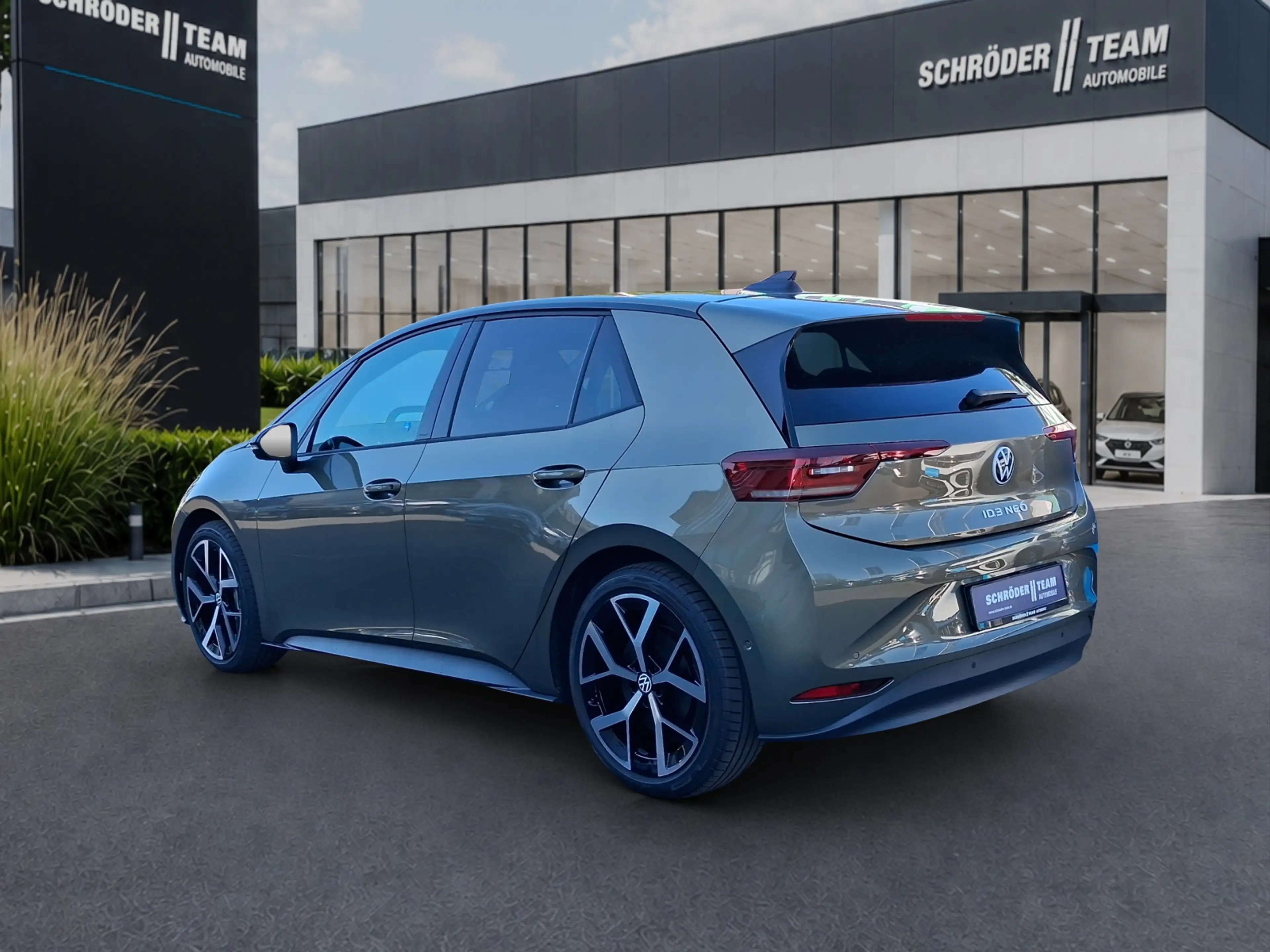 Volkswagen ID.3 Neo Style 140 kW (190 PS) 58 kWh 1-Gang-Automat... — photo 3
