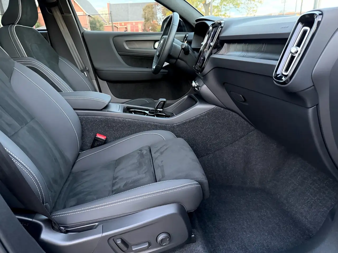 Volvo C40 снимка Volvo C40