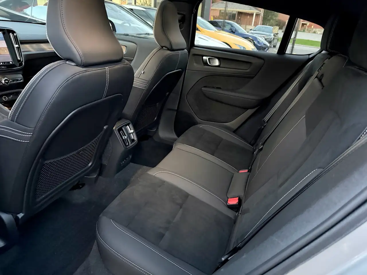 Volvo C40 снимка Volvo C40