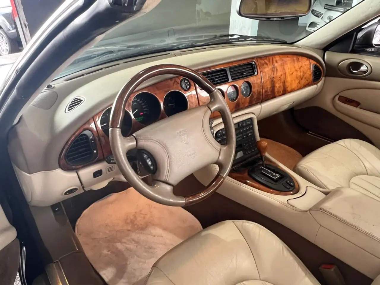 Jaguar XKR Convertible 4.0 Aut., foto 9