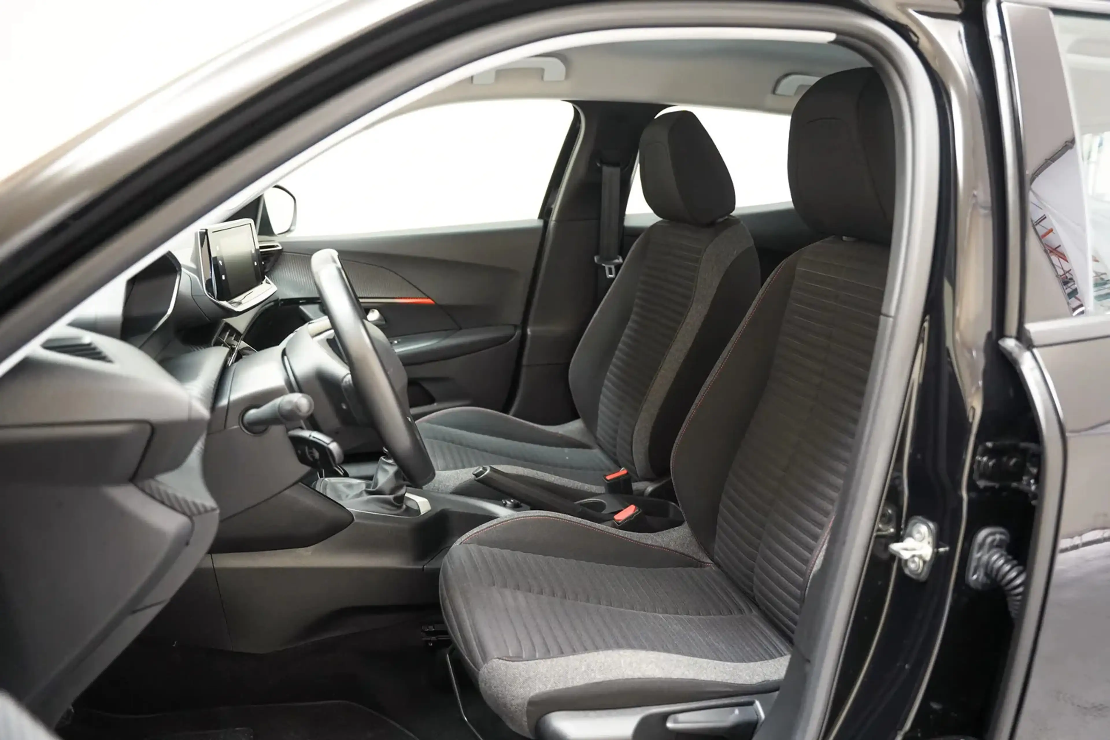 Peugeot 2008 1.2 PureTech Active [ Trekhaak Navi Apple/Android — photo 15