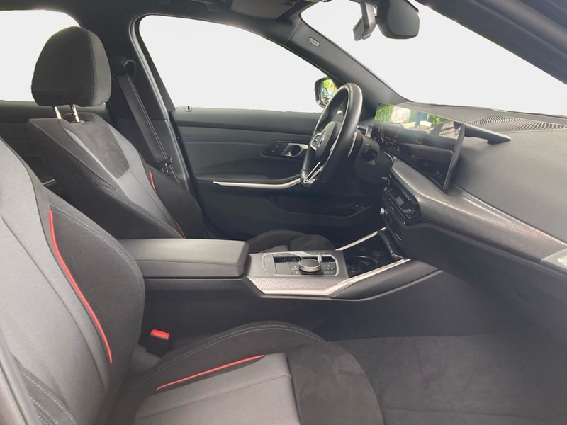 BMW 330 M Sport Pro — photo 15