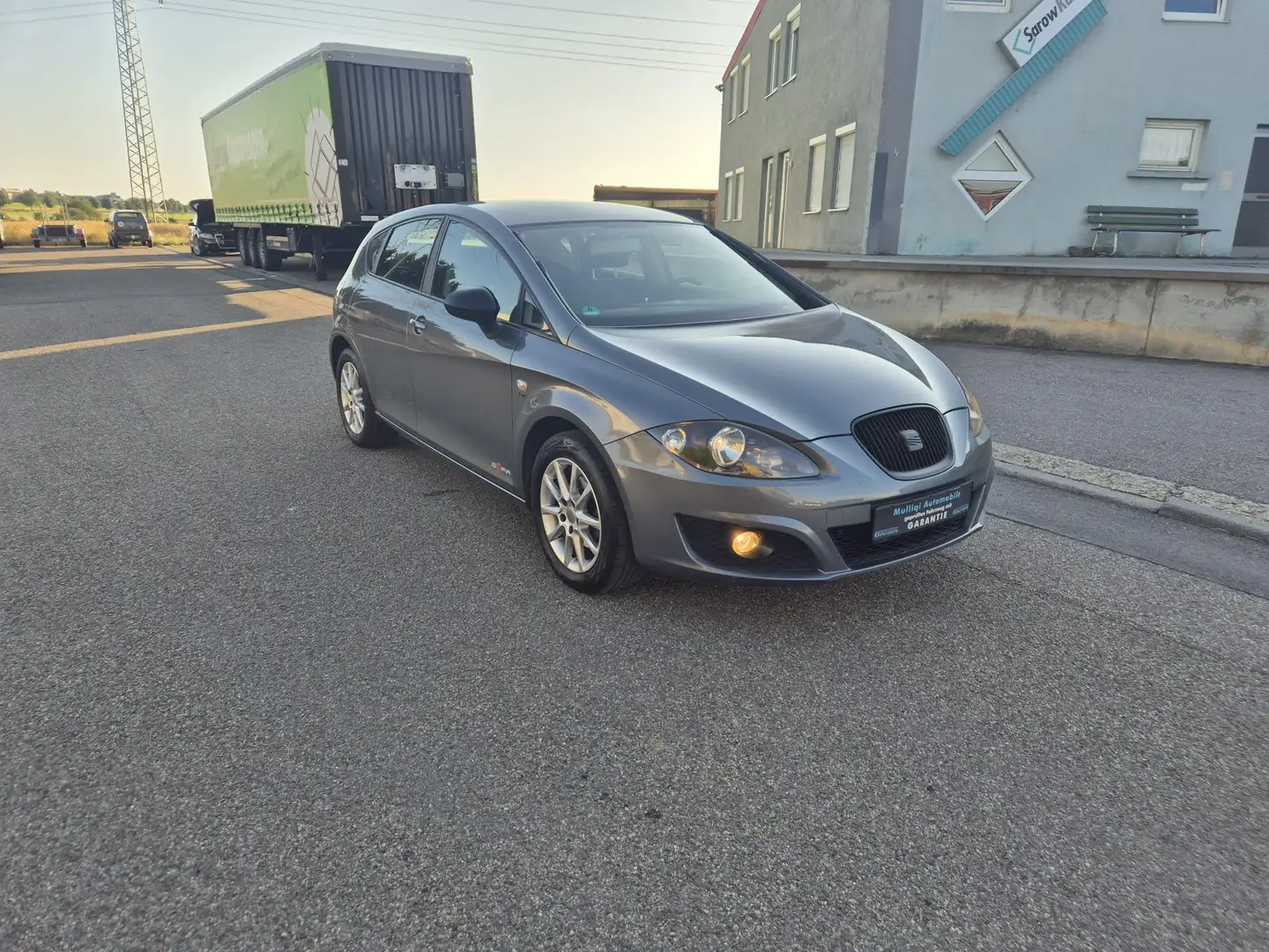 SEAT Leon Reference Copa Ecomotive Gris - 1