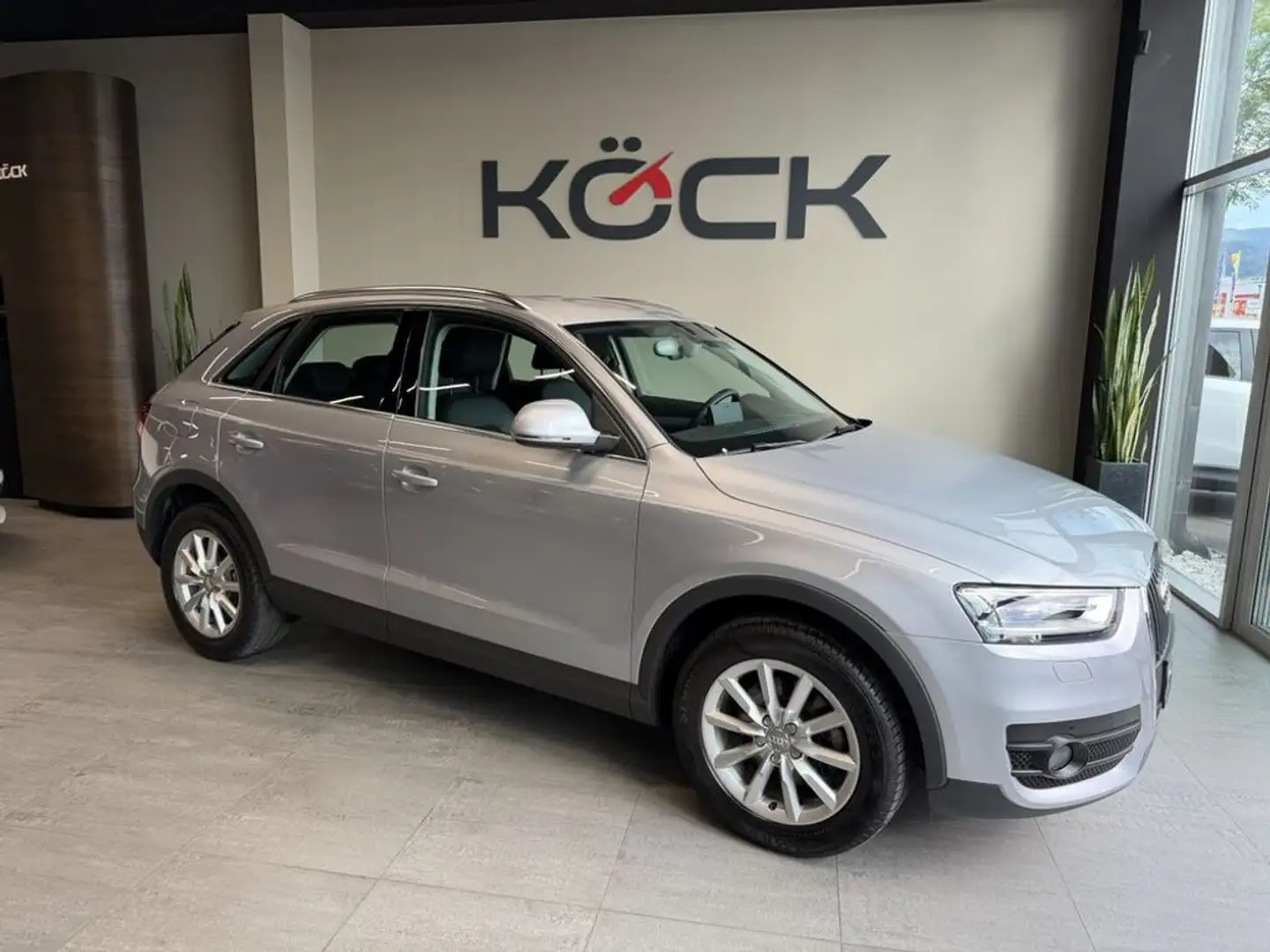 Audi Q3 1.4 TFSI Silber - 1