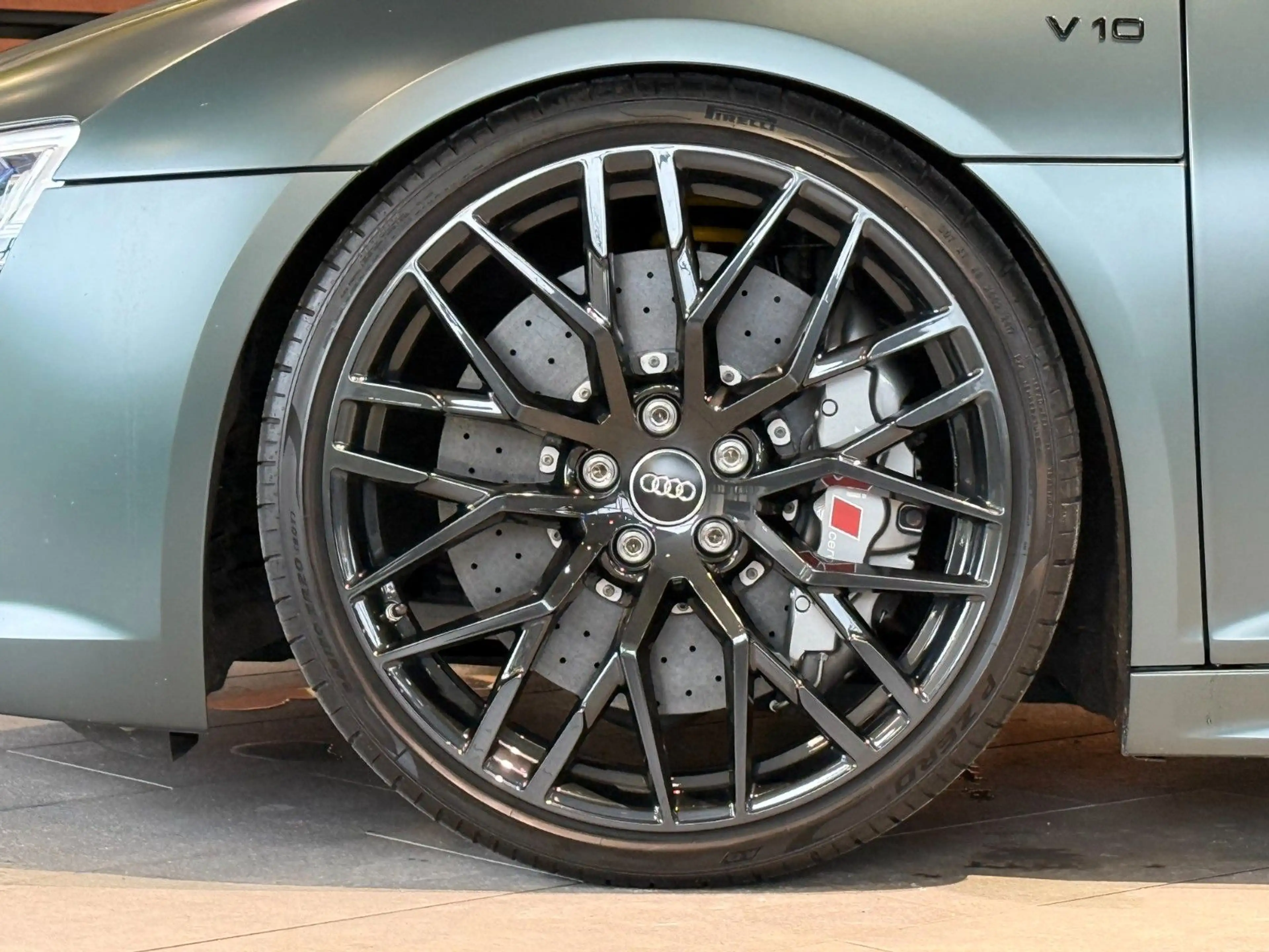 Audi R8 Coupe quattro plus*Capristo*Carbon* — photo 2