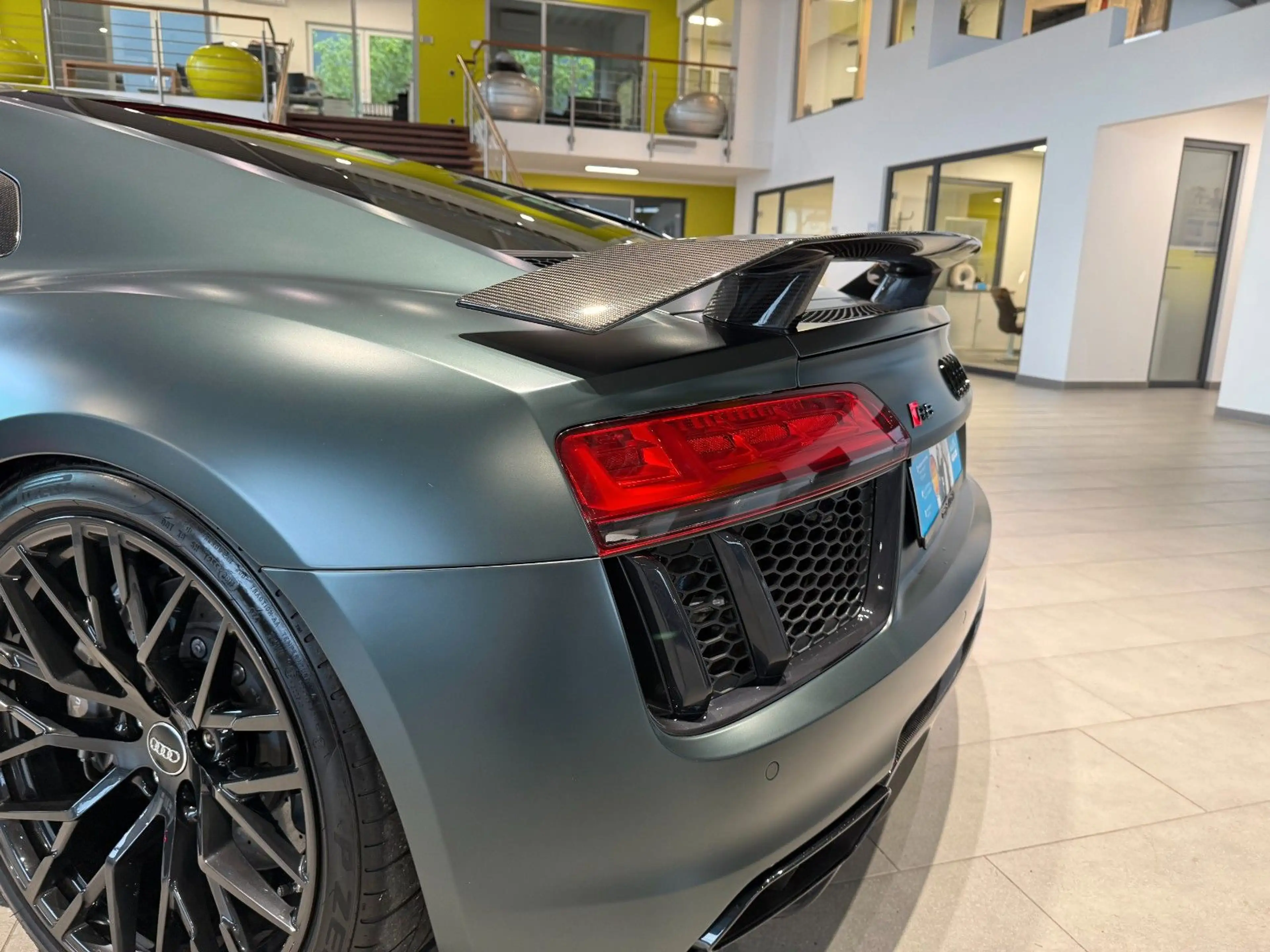 Audi R8 Coupe quattro plus*Capristo*Carbon* — photo 9