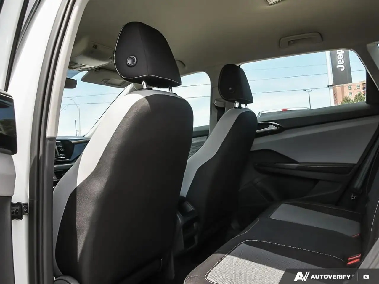 Volkswagen Taos снимка Volkswagen Taos