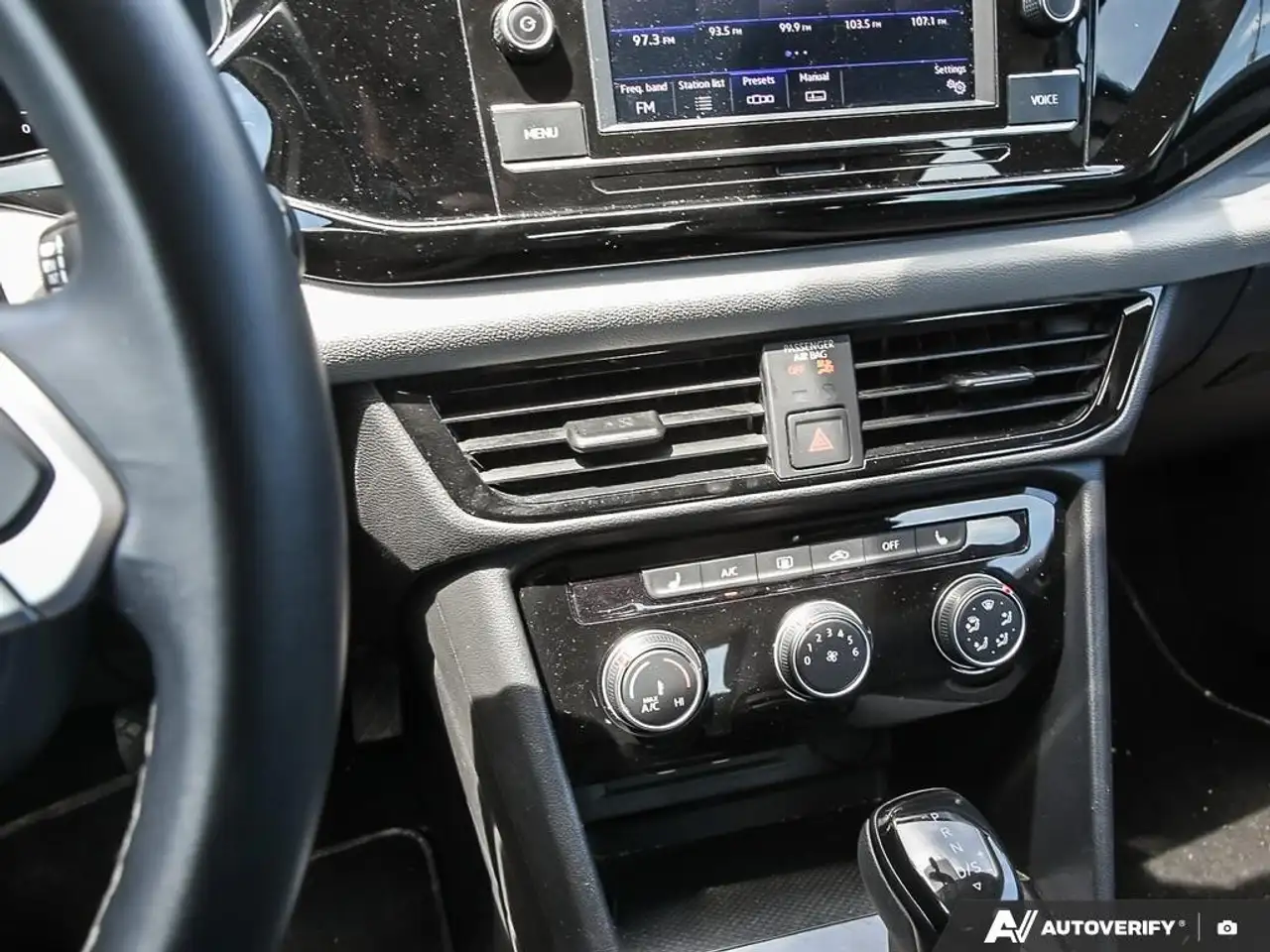 Volkswagen Taos снимка Volkswagen Taos