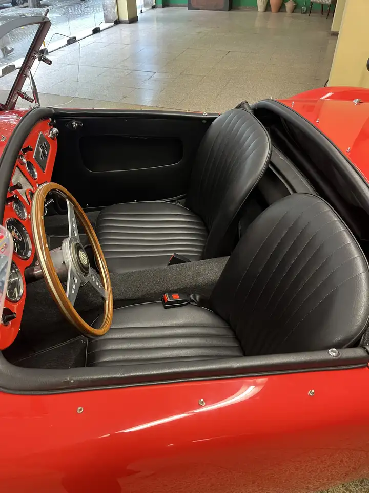 MG MGA Descapotable, foto 3