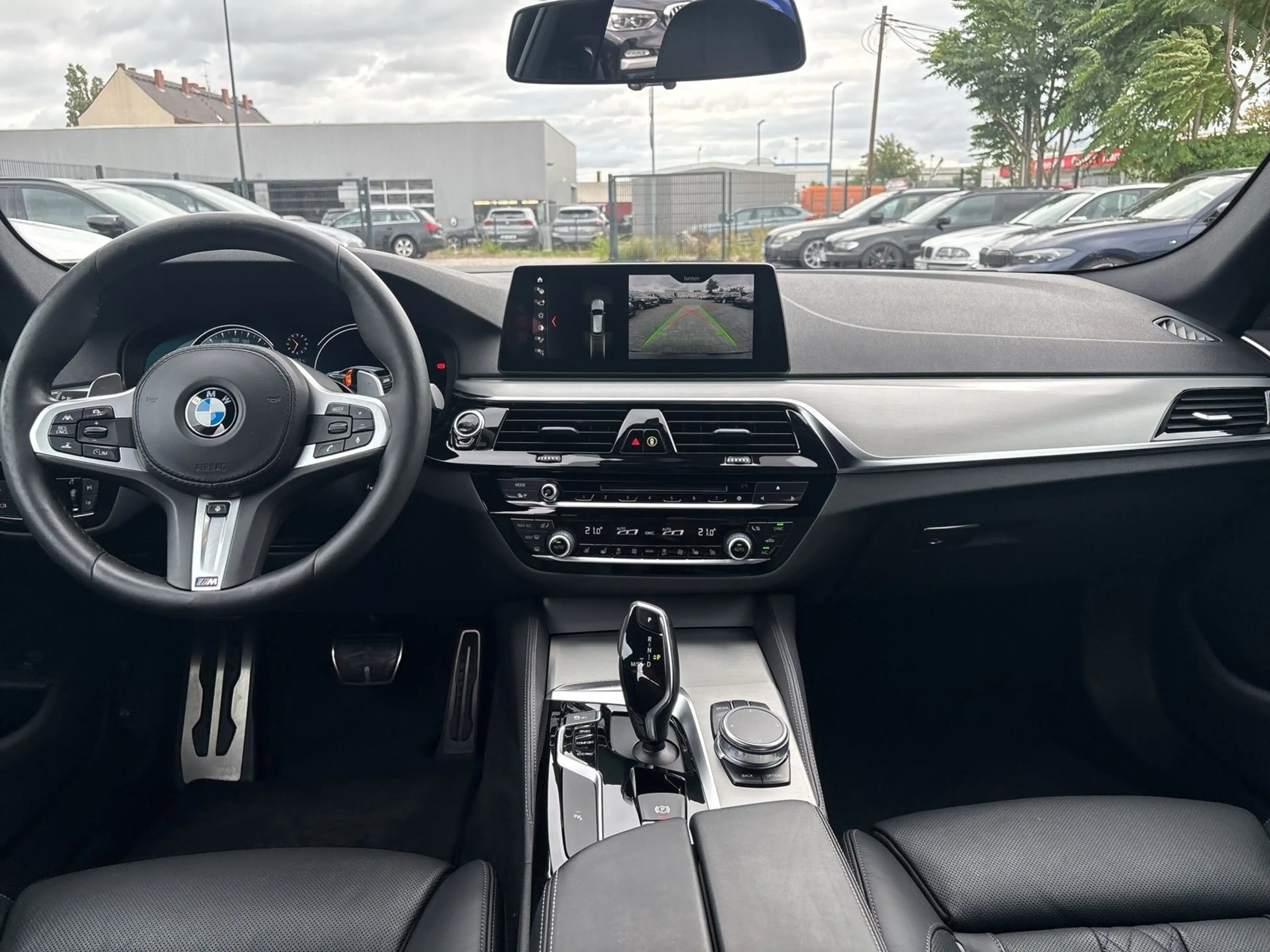 BMW 530 d xDrive Touring M Sport AHK HUD Standhzg NUR GEWE — photo 10
