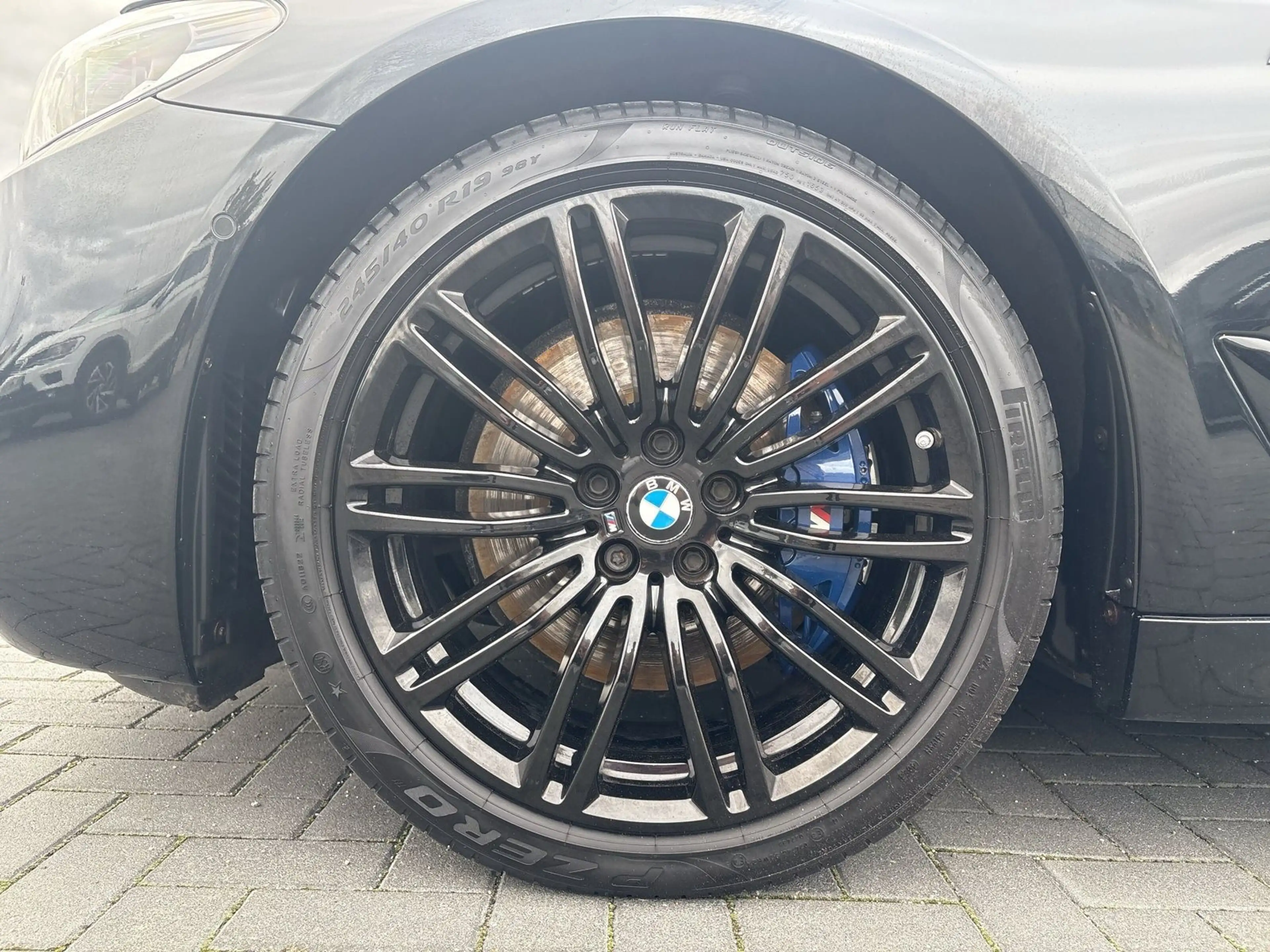 BMW 530 d xDrive Touring M Sport AHK HUD Standhzg NUR GEWE — photo 3