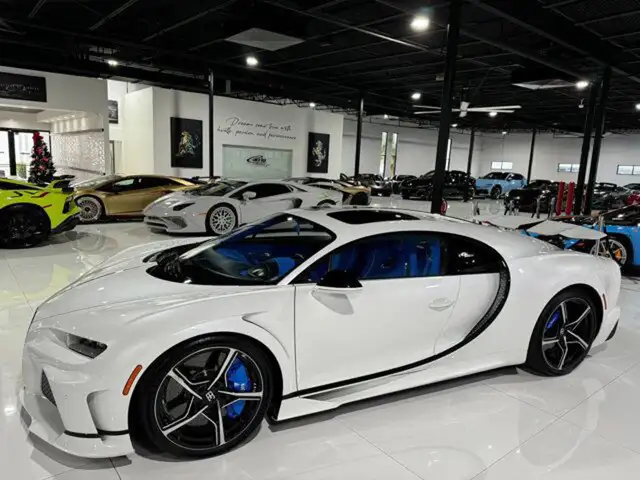 Bugatti Chiron SUPER SPORT 8.0 W16 1600HP "1 of 1 Elephant Blanc"