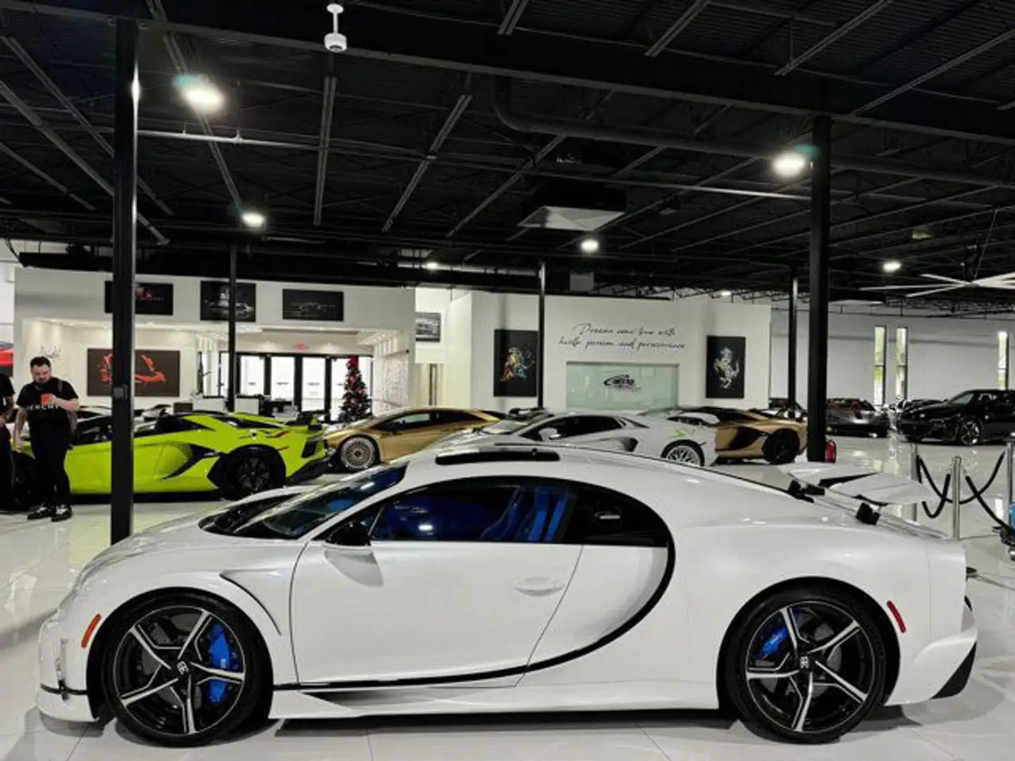 Bugatti Chiron SUPER SPORT 8.0 W16 1600HP "1 of 1 Elephant Blanc" Bílá - 2