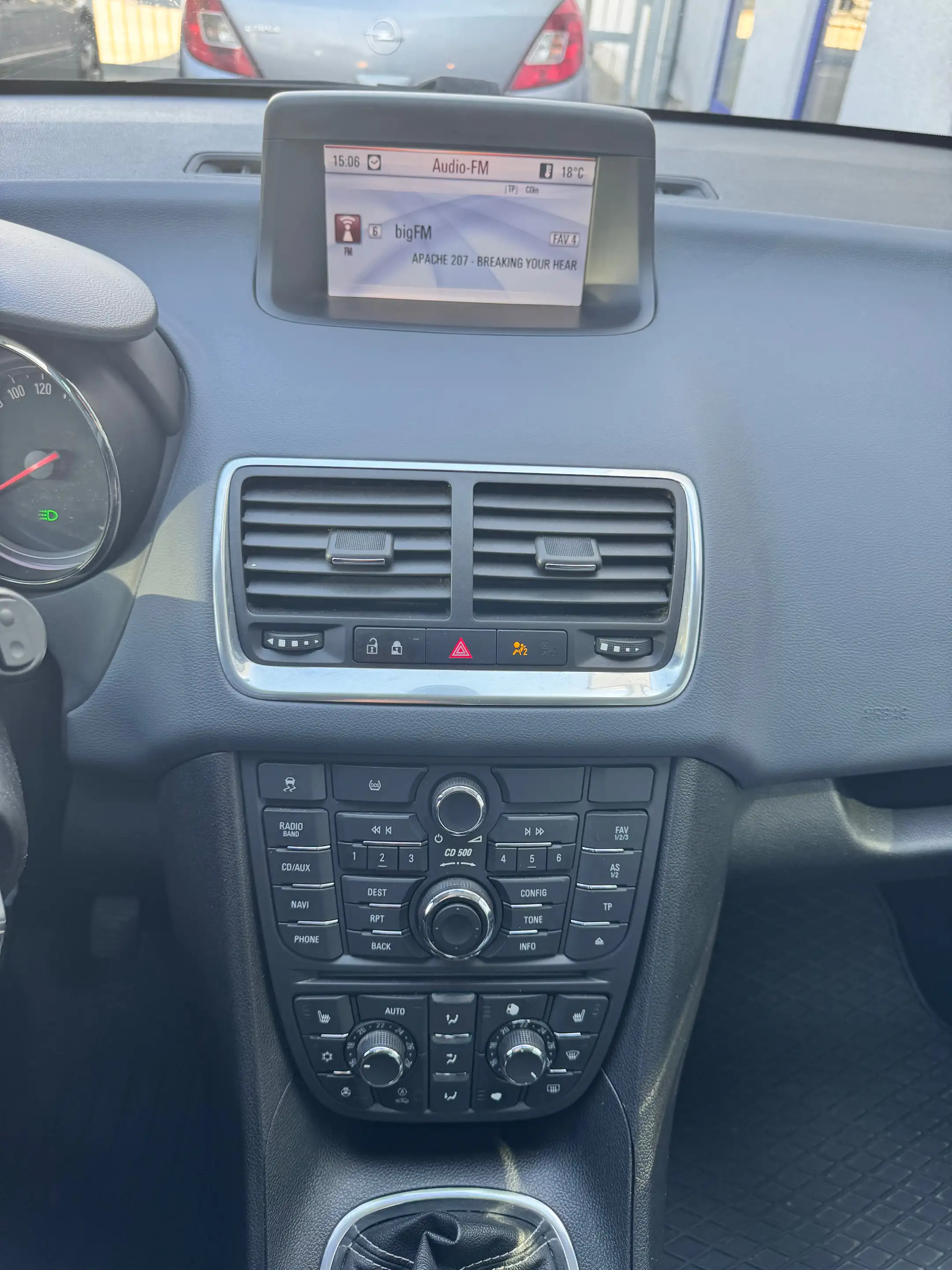 Opel Meriva Innovation — photo 15