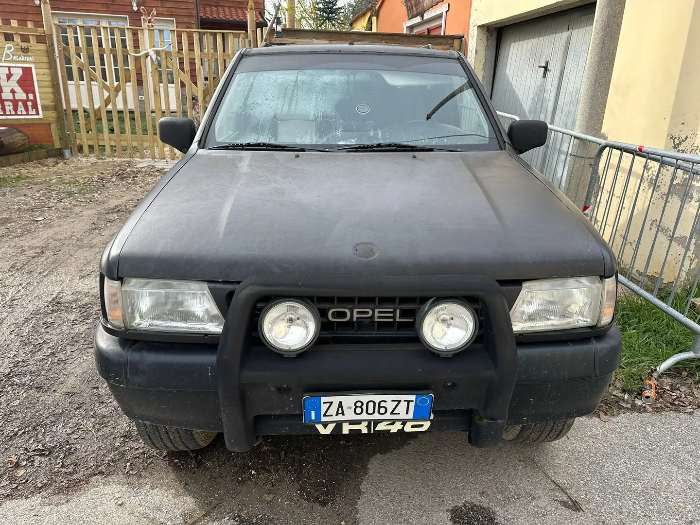 Opel Frontera Sport ST 2.0i cat. - 1
