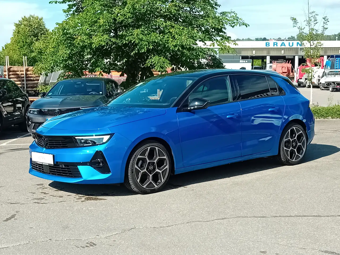 Opel Astra Lim. 5-trg. Ultimate Standheizung Blau - 2