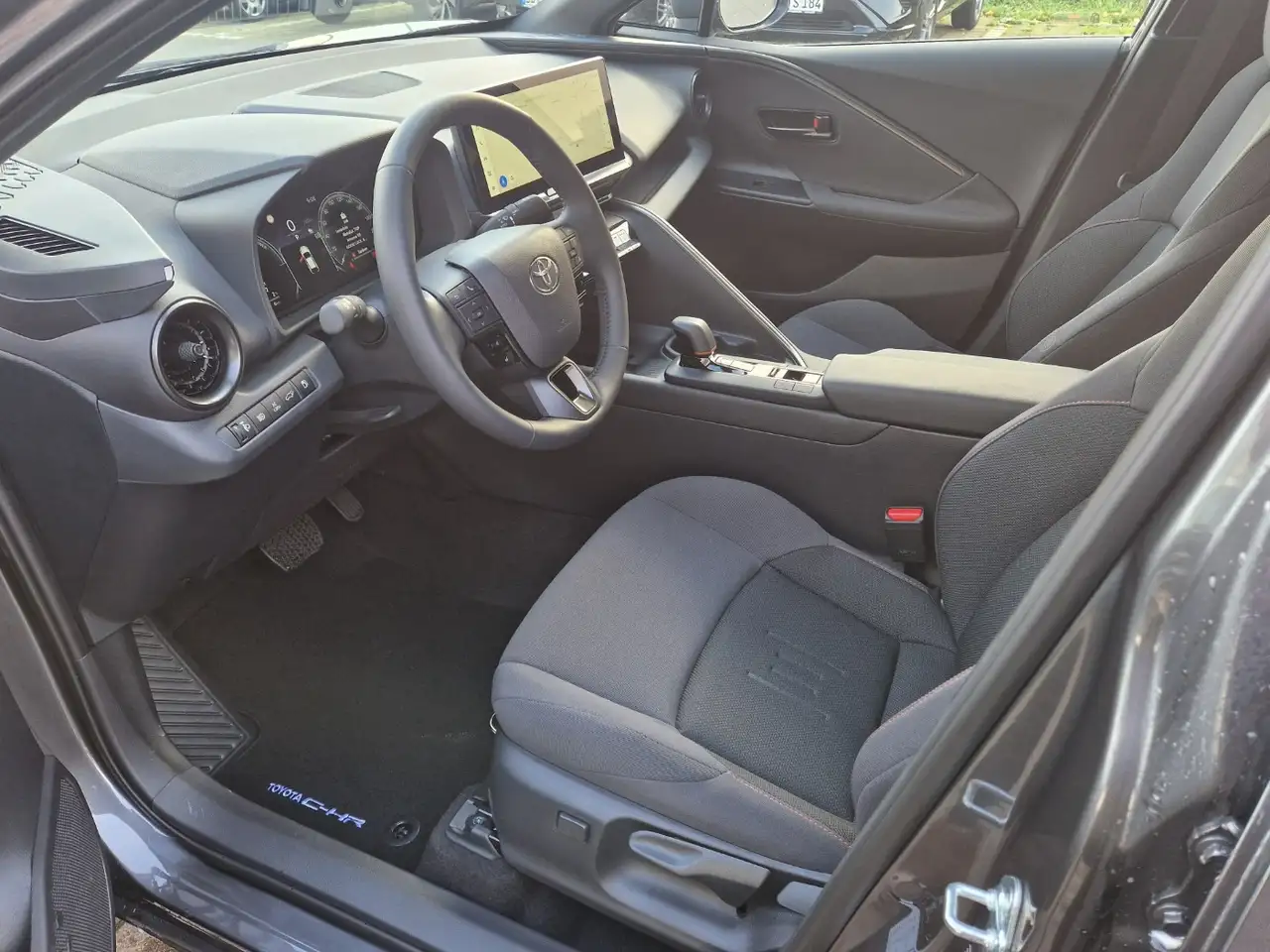 Toyota C-HR 2,0 Hybrid Plug-In 4x2 Teamplayer 8