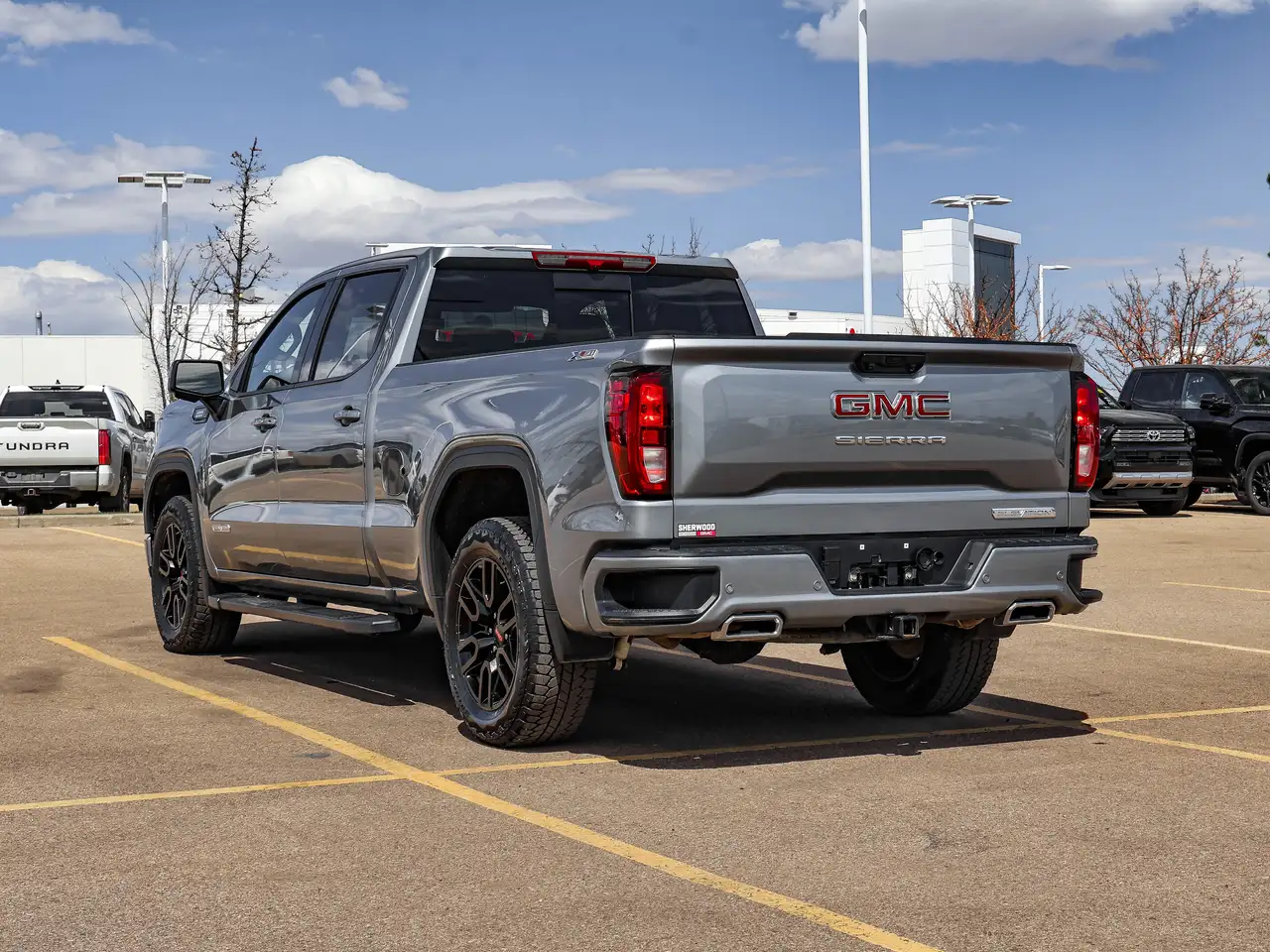 GMC Sierra 1500 снимка GMC Sierra 1500