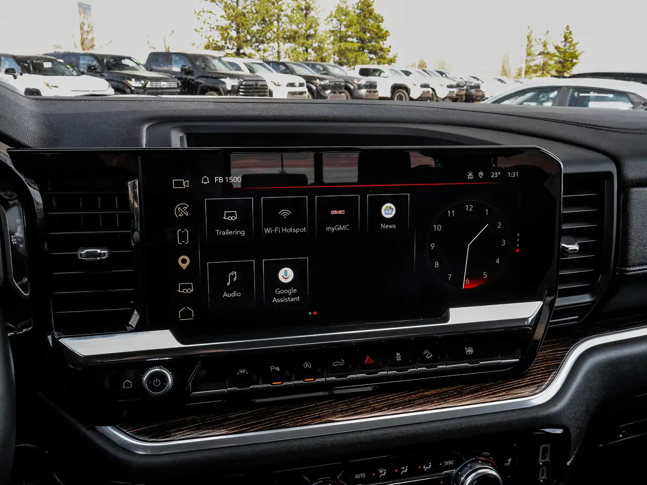 GMC Sierra 1500 снимка GMC Sierra 1500