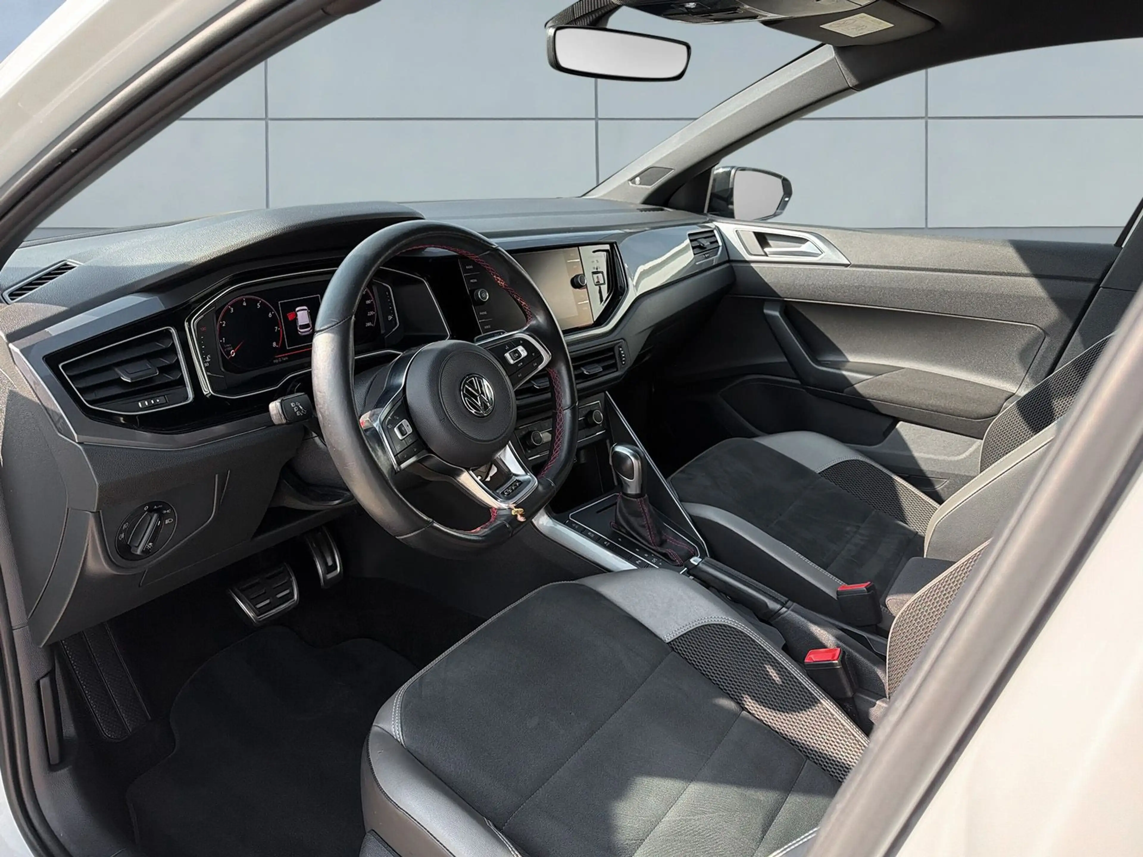 Volkswagen Polo GTI | 200 PS | DSG | ACC | LED | Navi | Bea — photo 9
