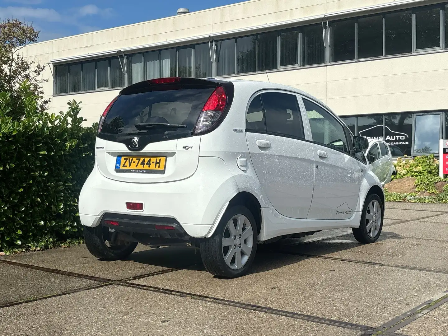 Peugeot iOn Active |AUTOMAAT|AIRCO|BLUETOOTH|SOH 99%| APK TOT Weiß - 2