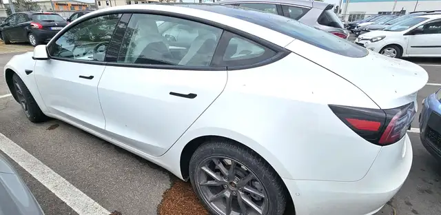 Tesla Model 3 Model 3 Standard rwd Plus