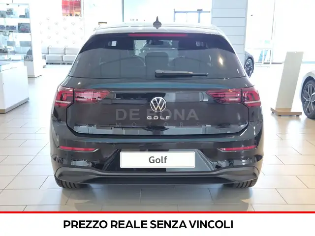 Volkswagen Golf view 4