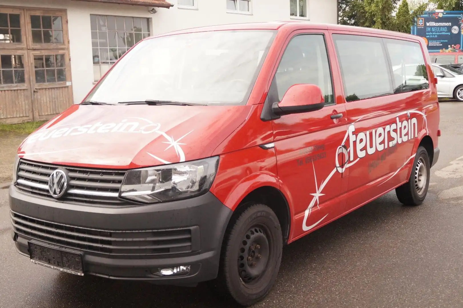 Volkswagen T6 Transporter Kasten-9 Sitzer Lang 4Motion Silber - 1