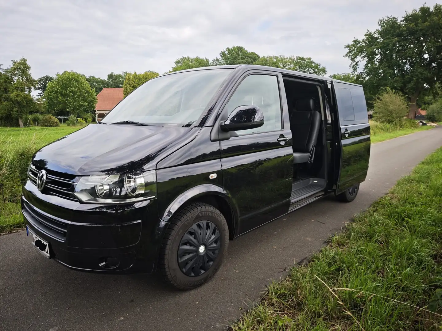 Volkswagen T5 Caravelle Caravelle Lang DSG BMT Comfortline Schwarz - 2