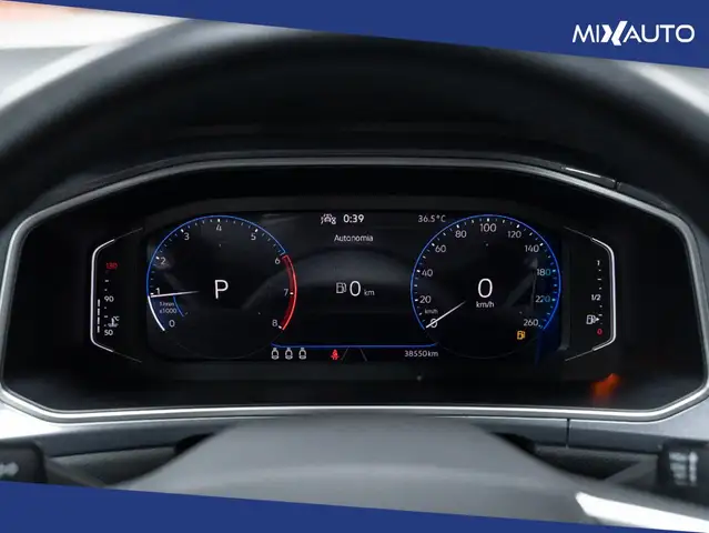 Volkswagen T-Roc view 14