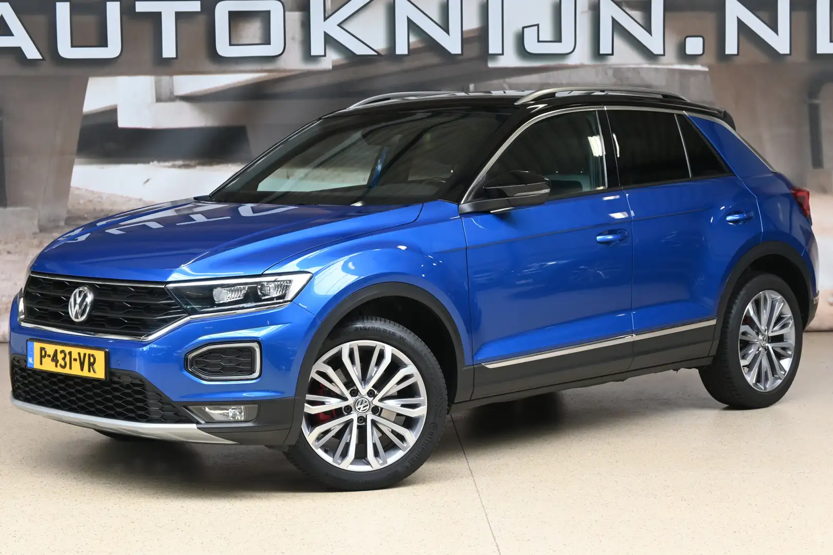Volkswagen T-Roc 1.5 TSI 150pk Sport | Elek. klep | Trekhaak | Two- Blauw - 2
