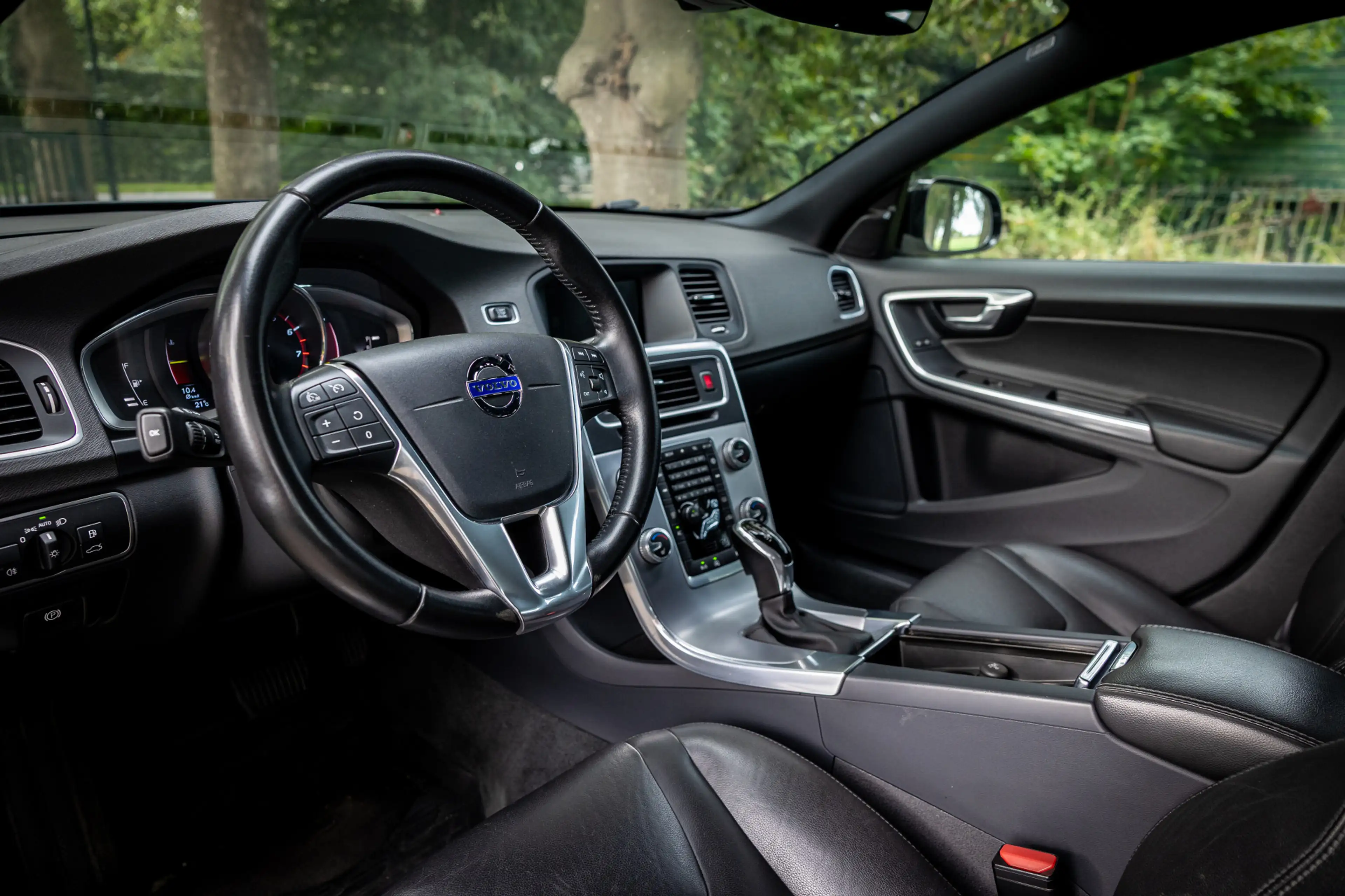 Volvo V60 Cross Country 2.0 T5 Summum BLIS Memory Sportstoel Trekhaak — photo 5