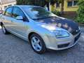 Ford Focus Ghia Silber - thumbnail 3