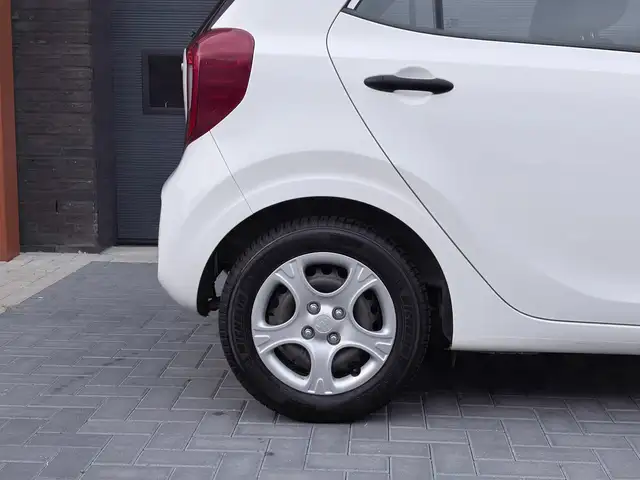 Kia Picanto view 10