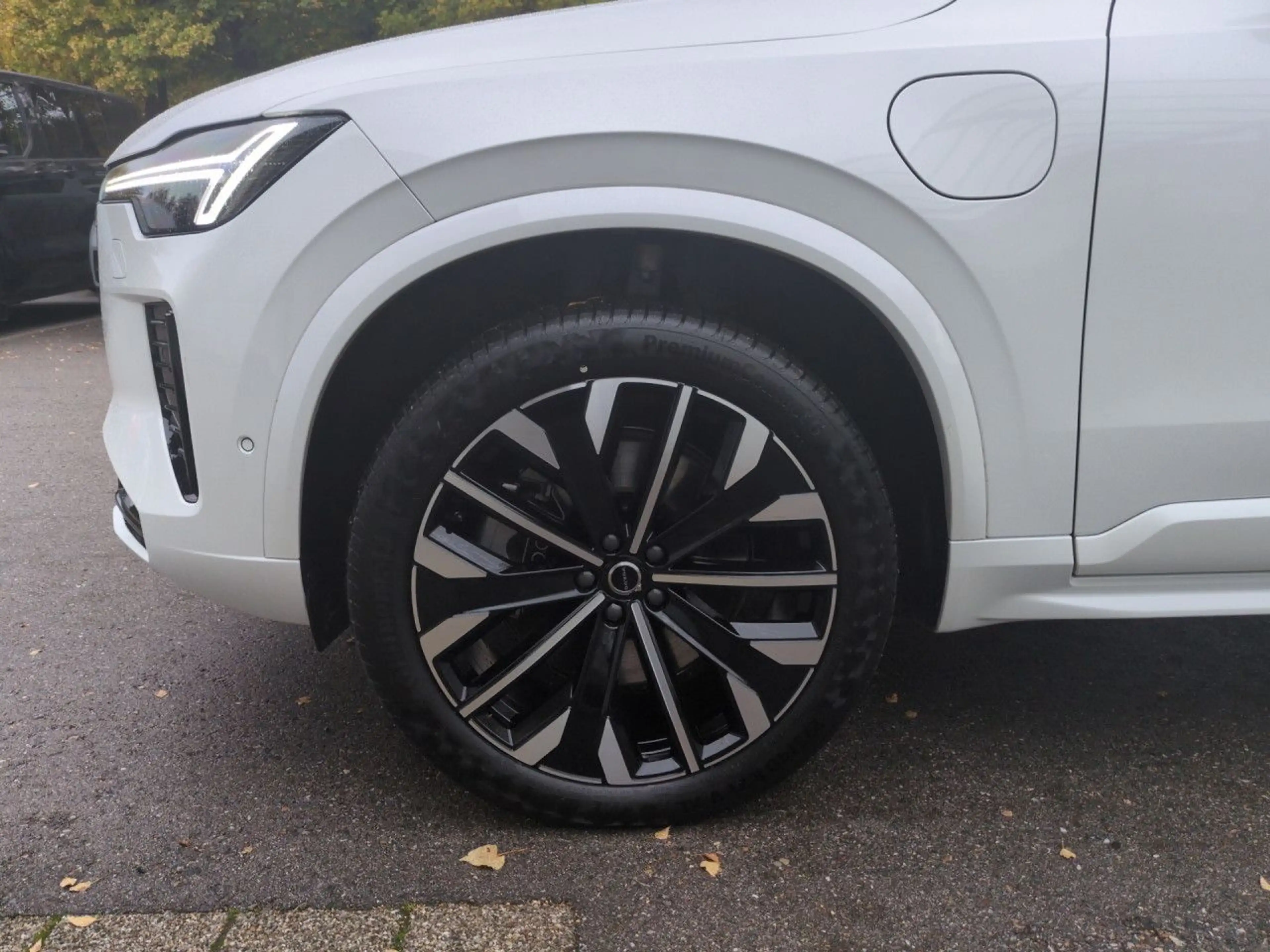 Volvo XC90 T8 Recharge Plus Dark Plug-In Hybrid AWD Navi — photo 18